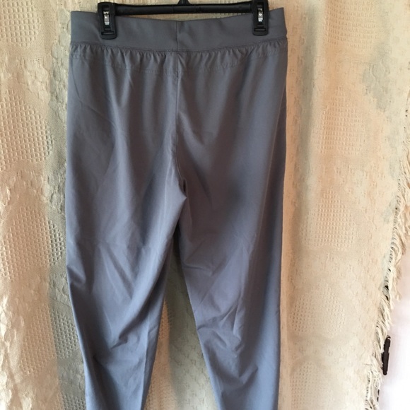 Danskin pants size medium color gray - Picture 6 of 8